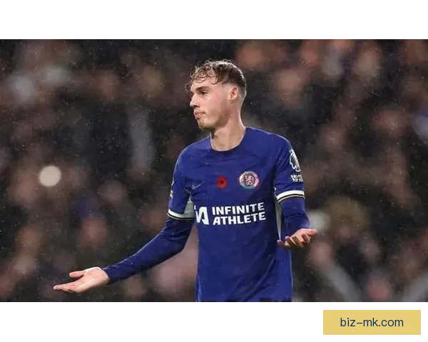 切尔西宣布与天才小将帕尔默续约一年并大幅涨薪展现未来潜力